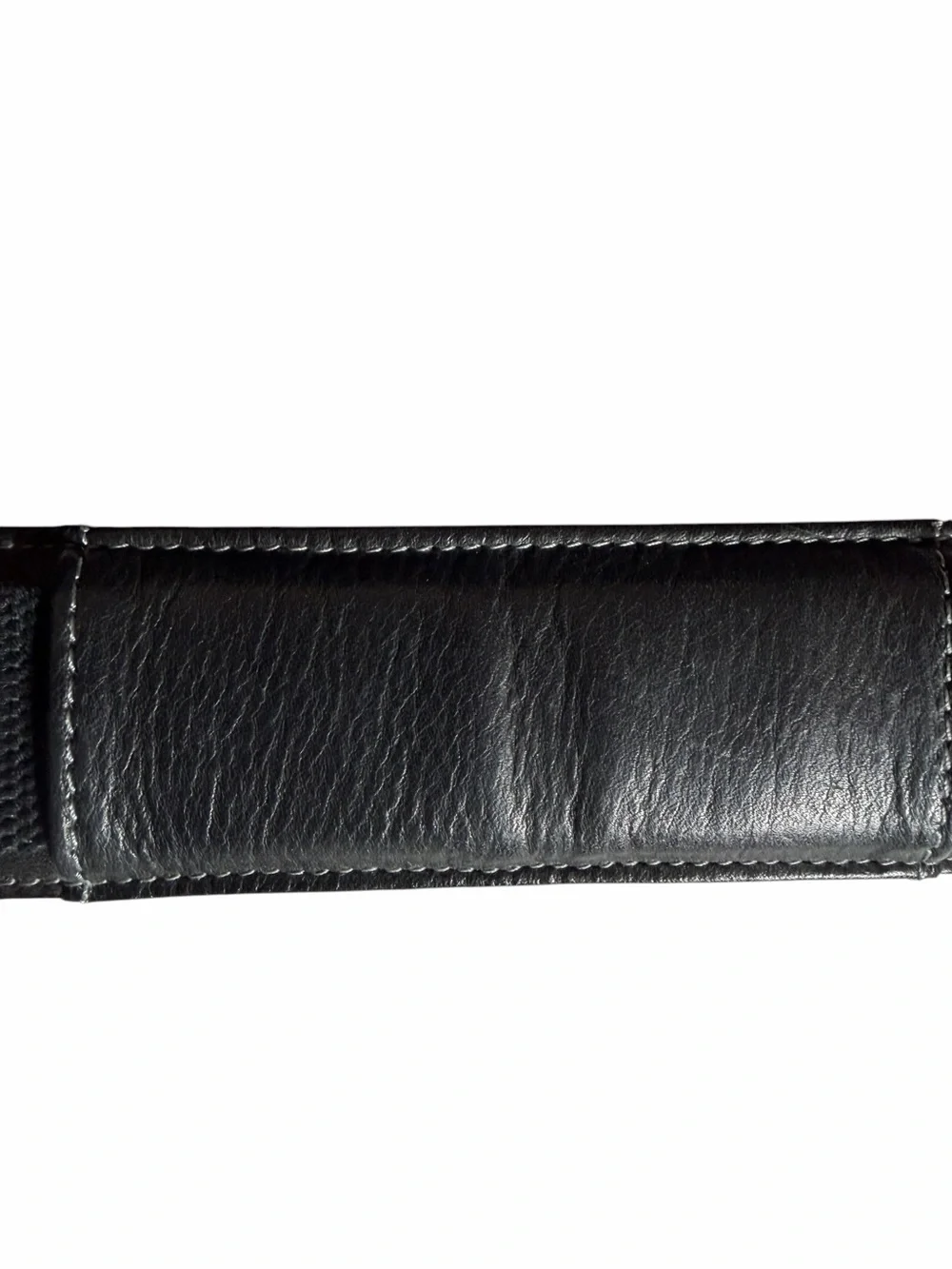 Kenneth Cole Reaction Columbian Leather Messenger Bag